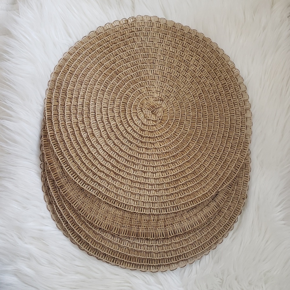 Straw Weave 5 Round Placemats Like New